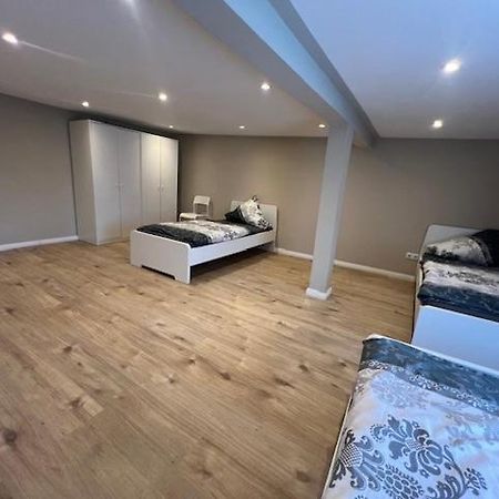Serena Monteur Apartment Броденбах Экстерьер фото